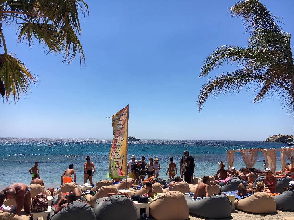 Tropicana Mykonos Beach Bar - Τhe hottest beach bar at Paradise beach
