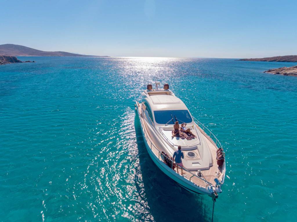 s yachting mykonos