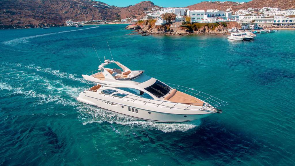 luxury yacht rental mykonos