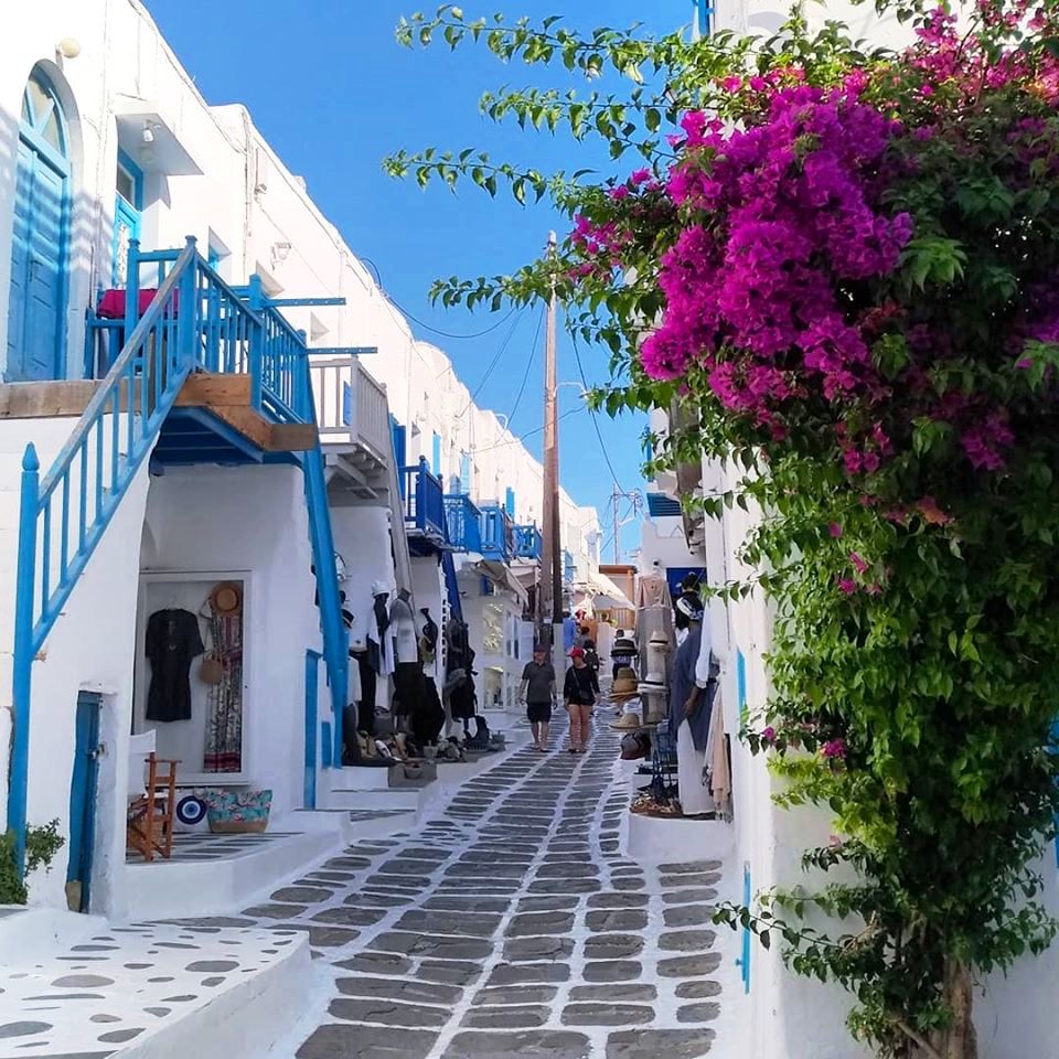 The most beautiful luxury boutiques in Mykonos