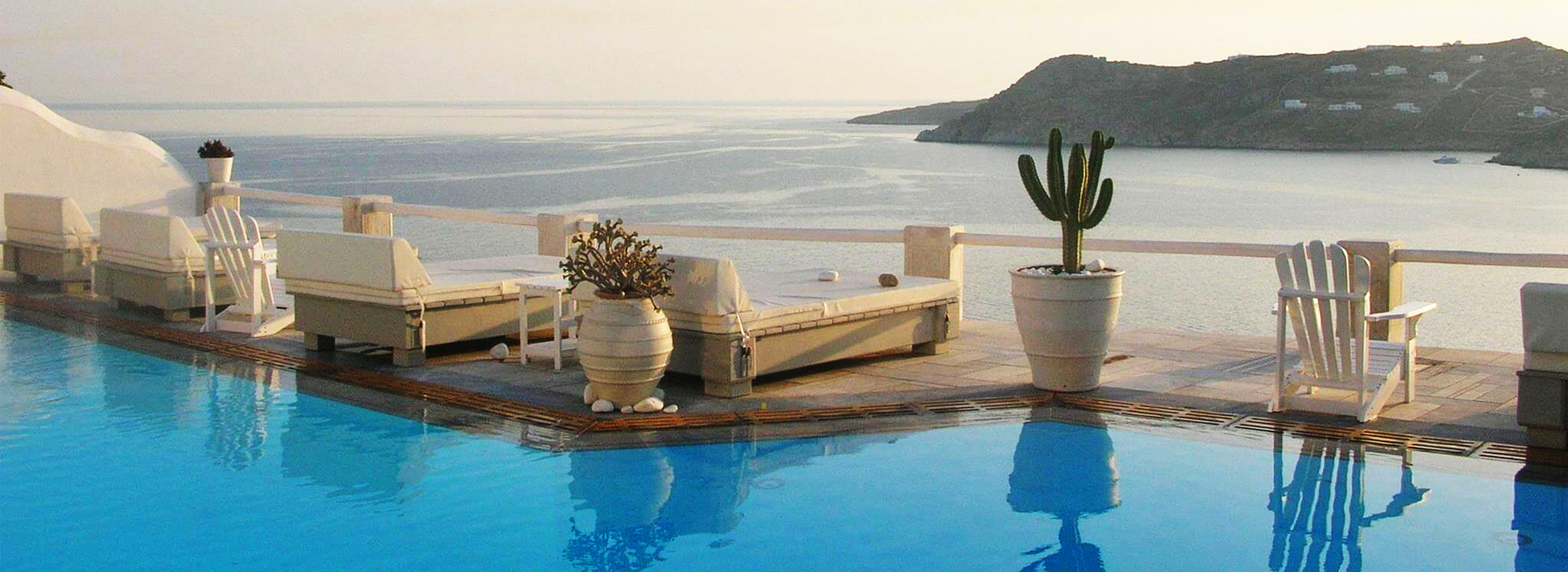 Greco Philia Hotel Mykonos - 5 Star Luxury Suites & Villas in Elia Beach