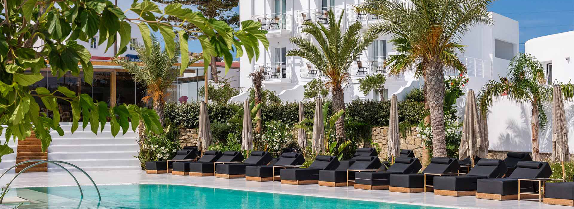 Akkadian is the only and exclusive Gay 5 star hotel in Mykonos!